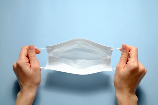 آیا استفاده از ماسک می تواند شدت بیماری كووید۱۹ را در صورت ابتلا را كاهش بدهد؟